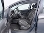 Opel Corsa 1.4 Color Edition - Cruise Control - Lichtmetalen Velgen - Trekhaak