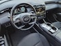 Hyundai Tucson 1.6 T-GDI PHEV Comfort Smart 4WD / SOH 100% / Dealer onderhouden / Fabrieksgarantie tot 05-2027 / Trekgewicht 1350 kg / Stuur- & Stoelverwarming / Achteruitrijcamera / Adaptief cruise control / Apple Carplay Android Auto / Keyless Entry/Start /