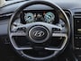 Hyundai Tucson 1.6 T-GDI PHEV Comfort Smart 4WD / SOH 100% / Dealer onderhouden / Fabrieksgarantie tot 05-2027 / Trekgewicht 1350 kg / Stuur- & Stoelverwarming / Achteruitrijcamera / Adaptief cruise control / Apple Carplay Android Auto / Keyless Entry/Start /