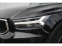 Volvo XC40 T2 129PK AUT8 Business Pro | Adaptive Cruise & Pilot Assist | Verwarmbare voorstoelen+stuur | AppleCarplay | Semi-elektr. inklapbare trekhaak | Keyless Entry | Park Assist & Camera Achter | DAB+ | Navigatie | 19'' Lichtmetalen wielen |