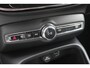 Volvo XC40 T2 129PK AUT8 Business Pro | Adaptive Cruise & Pilot Assist | Verwarmbare voorstoelen+stuur | AppleCarplay | Semi-elektr. inklapbare trekhaak | Keyless Entry | Park Assist & Camera Achter | DAB+ | Navigatie | 19'' Lichtmetalen wielen |