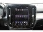 Volvo XC40 T2 129PK AUT8 Business Pro | Adaptive Cruise & Pilot Assist | Verwarmbare voorstoelen+stuur | AppleCarplay | Semi-elektr. inklapbare trekhaak | Keyless Entry | Park Assist & Camera Achter | DAB+ | Navigatie | 19'' Lichtmetalen wielen |