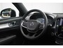 Volvo XC40 T2 129PK AUT8 Business Pro | Adaptive Cruise & Pilot Assist | Verwarmbare voorstoelen+stuur | AppleCarplay | Semi-elektr. inklapbare trekhaak | Keyless Entry | Park Assist & Camera Achter | DAB+ | Navigatie | 19'' Lichtmetalen wielen |