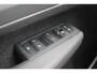 Volvo XC40 T2 129PK AUT8 Business Pro | Adaptive Cruise & Pilot Assist | Verwarmbare voorstoelen+stuur | AppleCarplay | Semi-elektr. inklapbare trekhaak | Keyless Entry | Park Assist & Camera Achter | DAB+ | Navigatie | 19'' Lichtmetalen wielen |