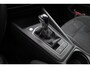 Volkswagen Golf 1.5 TSI Style 130PK / 96kW, Panoramadak, keyless start, navigatie, privacy glas, 17" 'Ventura' LMV, ErgoActive elektrisch verstelbare bestuurdersstoel met geheugen- en massagefunctie, 30 kleurige sfeerverlichting, draadloos Apple Carplay & Android Auto, parkeersensoren voor en achter (PDC), LED Plus koplampen, adaptieve cruise control (ACC), DAB+, elektrisch verstel- en verwarmbare buitenspiegels, 3-zone climatronic etc.