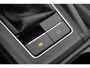 Volkswagen Golf 1.5 TSI Style 130PK / 96kW, Panoramadak, keyless start, navigatie, privacy glas, 17" 'Ventura' LMV, ErgoActive elektrisch verstelbare bestuurdersstoel met geheugen- en massagefunctie, 30 kleurige sfeerverlichting, draadloos Apple Carplay & Android Auto, parkeersensoren voor en achter (PDC), LED Plus koplampen, adaptieve cruise control (ACC), DAB+, elektrisch verstel- en verwarmbare buitenspiegels, 3-zone climatronic etc.