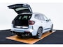 BMW X3 xDrive30e M Sport - Stoelverwarming voor/achter - Comfort Access - Parking Assistant Plus - HiFi System - Getinte Ruiten - Ambiance verlichting - Stuurwielrand verwarmd -