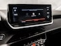 Peugeot 2008 1.2 PureTech Allure Pack 131Pk Automaat (VIRTUAL COCKPIT, APPLE CARPLAY, GROOT NAVI, 360 CAMERA, LEDER, SPORTSTOELEN, KEYLESS, GETINT GLAS, NIEUWSTAAT)