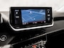Peugeot 2008 1.2 PureTech Allure Pack 131Pk Automaat (VIRTUAL COCKPIT, APPLE CARPLAY, GROOT NAVI, 360 CAMERA, LEDER, SPORTSTOELEN, KEYLESS, GETINT GLAS, NIEUWSTAAT)