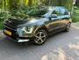 Kia Niro Hybrid 1.6 GDi DynamicPlusLine 1 Eig. 15000 km b.j. 11-2024 vele extra's vol led ,head-up ,electr.klep
