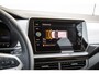 Volkswagen T-Cross 1.0 TSI 95pk Life Edition | Voorstoelen Verwarmd | Multimedia Pakket | 17" Velgen
