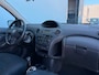 Toyota Yaris 1.0 VVT-i Idols MMT Automaat - Airco