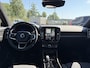 Volvo XC40 Single Motor Core 69 kWh | Achteruitrijcamera | Parkeersensoren | Cruise control | Climate control | Navigatie Google Maps | Apple Carplay | Android Auto | All-Seasonbanden | Zittingverlengers