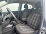 Hyundai i10 5-deurs 1.0 Premium automaat - 2-tone - 5-zits - camera - stoel + stuurverwarming - Apple Carplay