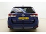 Toyota Auris 1.8 Hybrid Dynamic | Navigatie | Trekhaak | Climate Control | Cruise Control | Camera | Armsteun | Voorstoelen in hoogte verstelbaar