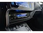 Toyota Auris 1.8 Hybrid Dynamic | Navigatie | Trekhaak | Climate Control | Cruise Control | Camera | Armsteun | Voorstoelen in hoogte verstelbaar