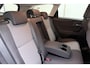 Toyota Auris 1.8 Hybrid Dynamic | Navigatie | Trekhaak | Climate Control | Cruise Control | Camera | Armsteun | Voorstoelen in hoogte verstelbaar