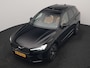 Volvo XC60 T8 AWD Ultimate Dark LONG RANGE PHEV 455pk Dealer O.H. | Trekhaak Af Fabriek | Panodak | Adaptive Cruise | Head Up | 360 Camera | Harman / Kardon | Lederen Comfortzetels Massage & Ventilatie & Memory | Keyless | Stoelen & Stuur Verwarmd | Plug In Hybrid |