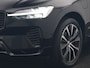 Volvo XC60 T8 AWD Ultimate Dark LONG RANGE PHEV 455pk Dealer O.H. | Trekhaak Af Fabriek | Panodak | Adaptive Cruise | Head Up | 360 Camera | Harman / Kardon | Lederen Comfortzetels Massage & Ventilatie & Memory | Keyless | Stoelen & Stuur Verwarmd | Plug In Hybrid |