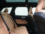 Volvo XC60 T8 AWD Ultimate Dark LONG RANGE PHEV 455pk Dealer O.H. | Trekhaak Af Fabriek | Panodak | Adaptive Cruise | Head Up | 360 Camera | Harman / Kardon | Lederen Comfortzetels Massage & Ventilatie & Memory | Keyless | Stoelen & Stuur Verwarmd | Plug In Hybrid |