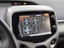 Toyota Aygo 1.0 VVT-i x-nav | Navigatie | Airco | Achteruitrijcamera | Elektrische ramen voor | Elektrisch verstelbare spiegels |