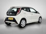 Toyota Aygo 1.0 VVT-i x-nav | Navigatie | Airco | Achteruitrijcamera | Elektrische ramen voor | Elektrisch verstelbare spiegels |