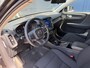 Volvo XC40 2.0 B3 Essential | Navigatie | Apple Carplay/Android Auto | Parkeerhulp | DAB | Stuur/Stoelverwarming | Lage kmstand!