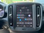 Volvo XC40 2.0 B3 Essential | Navigatie | Apple Carplay/Android Auto | Parkeerhulp | DAB | Stuur/Stoelverwarming | Lage kmstand!
