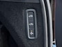 Volvo XC90 2.0 T8 Plug-in hybrid AWD Plus Dark | 7 Persoons | Stuurwiel verwarming | Trekhaak l Schuif- /kantel Pano l 360 cam l 21"