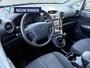 Kia Carens 2.0 CVVT X-ecutive Cruise Ecc Pdc Lmv