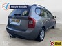 Kia Carens 2.0 CVVT X-ecutive Cruise Ecc Pdc Lmv