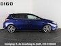Toyota Auris 1.8 Hybrid Executive | Navigatie | Sportstoelen | Camera | Lichtmetalen velgen |