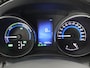 Toyota Auris 1.8 Hybrid Executive | Navigatie | Sportstoelen | Camera | Lichtmetalen velgen |