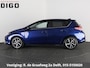 Toyota Auris 1.8 Hybrid Executive | Navigatie | Sportstoelen | Camera | Lichtmetalen velgen |