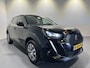Peugeot 2008 1.2 PureTech Blue Lease Active | Navigatie/Android/Apple Carplay | Voorstoelen Verwarmd | Cruise Control | Airco Automatisch |