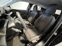 Peugeot 2008 1.2 PureTech Blue Lease Active | Navigatie/Android/Apple Carplay | Voorstoelen Verwarmd | Cruise Control | Airco Automatisch |
