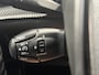 Peugeot 2008 1.2 PureTech Blue Lease Active | Navigatie/Android/Apple Carplay | Voorstoelen Verwarmd | Cruise Control | Airco Automatisch |