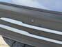 Hyundai Kona Electric EV Comfort 39 kWh / SOH 99,8% / 3 fase Laden/ 8 jaar Batterijgarantie/ Fabrieksgarantie tot 04-2027 / Dealer onderhouden / Batterijgarantie tot 04-2030 / WLTP 305 km stad 435 km / CSS snelladen / Warmtepomp / Stuur- & Stoelverwarming / Achteruitrijcamera / Apple Carplay Android Auto /