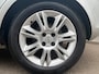 Opel Corsa 1.2-16V Cosmo - WEINIG KM! - Airco / Cruise / PDC / Elektr. ramen / Lm velgen / NAP