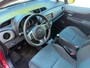 Toyota Yaris 1.3 VVT-i Aspiration, Airco, Camera, Dealer onderhouden, 4-seizoenenbanden