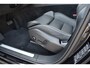 Volvo XC60 T6 350PK Automaat Plug-in hybrid AWD Ultra Black Edition HUD | Luchtvering | Trekhaak | 360 Camera | H&K | 21"LMV | Stoelverwarming | Panodak