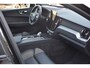 Volvo XC60 T6 350PK Automaat Plug-in hybrid AWD Ultra Black Edition HUD | Luchtvering | Trekhaak | 360 Camera | H&K | 21"LMV | Stoelverwarming | Panodak