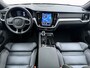 Volvo V60 T8 455pk AWD Ultra Dark Performance Edition / 20 Inch / Heico verlaagd / Stylingkit / Schuif-dak / H&K Audio / Getint glas.