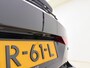 Volvo V60 T8 455pk AWD Ultra Dark Performance Edition / 20 Inch / Heico verlaagd / Stylingkit / Schuif-dak / H&K Audio / Getint glas.