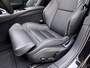 Volvo V60 T8 455pk AWD Ultra Dark Performance Edition / 20 Inch / Heico verlaagd / Stylingkit / Schuif-dak / H&K Audio / Getint glas.