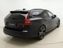 Volvo V60 T8 455pk AWD Ultra Dark Performance Edition / 20 Inch / Heico verlaagd / Stylingkit / Schuif-dak / H&K Audio / Getint glas.