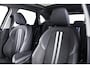 BMW 2-Serie Active Tourer 218i Executive Sport Line - Panormadak - Trekhaak - Elektrische achterklep - PDC voor/achter - Cruise Control - Active Guard - Sportstoelen - Verstelbare achterbank - Armsteun voor -