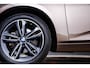 BMW 2-Serie Active Tourer 218i Executive Sport Line - Panormadak - Trekhaak - Elektrische achterklep - PDC voor/achter - Cruise Control - Active Guard - Sportstoelen - Verstelbare achterbank - Armsteun voor -