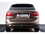 BMW 2-Serie Active Tourer 218i Executive Sport Line - Panormadak - Trekhaak - Elektrische achterklep - PDC voor/achter - Cruise Control - Active Guard - Sportstoelen - Verstelbare achterbank - Armsteun voor -