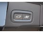 Volvo XC60 T8 AWD 455PK Plug-in Hybrid Ultra Black Edition | HUD | Luchtvering | Panodak | H&K | 360 Camera | 21"LMV | Stoelverwarming